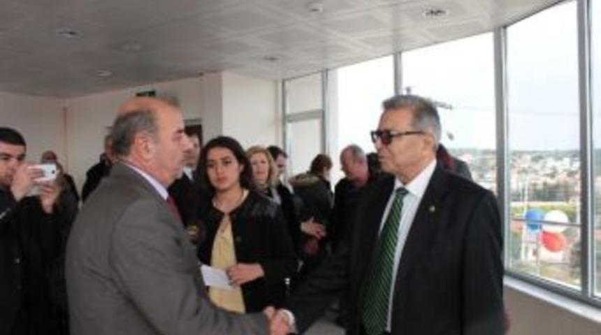 &Ccedil;eşme'nin '5 Yıldızlı' &Ouml;ğrenci Yurdu A&ccedil;ıldı