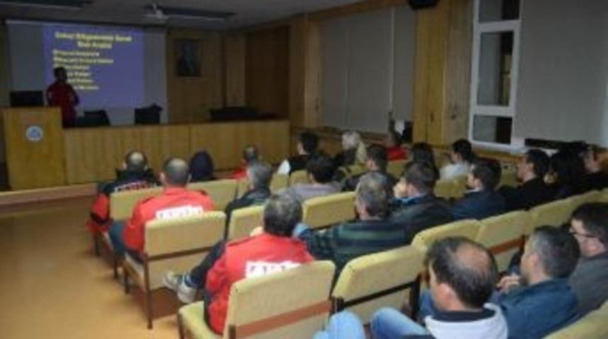 Akut'tan Eğitim Semineri