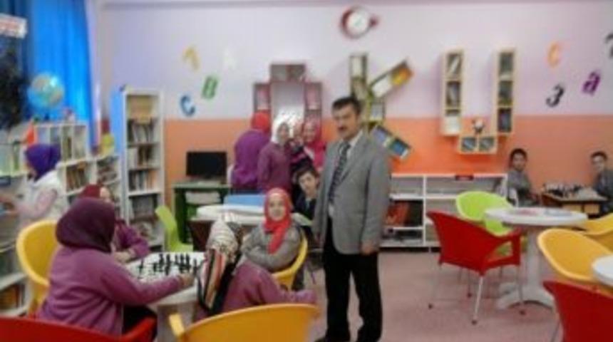 İmam Hatip &Ouml;ğrencilerinden Kardeş Okula Ziyaret