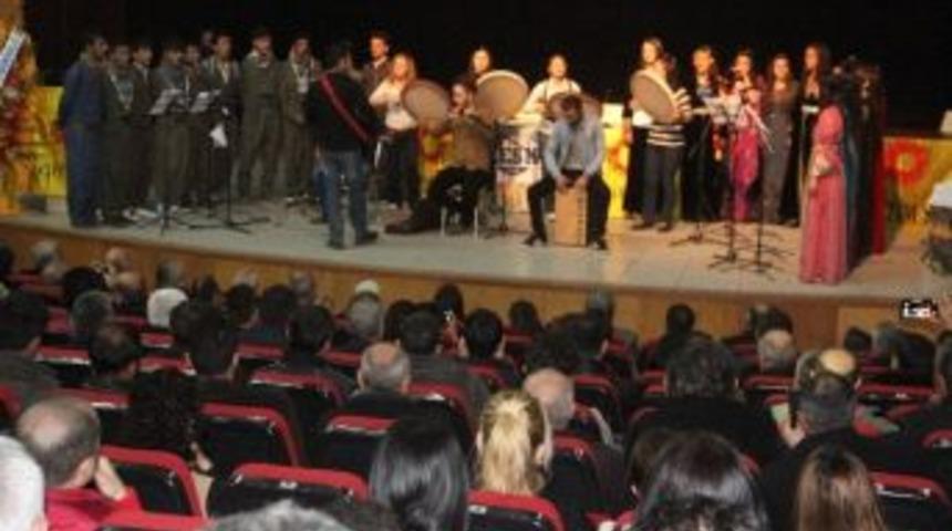 Hakkari Eğitim-sen Kongreye Gitti