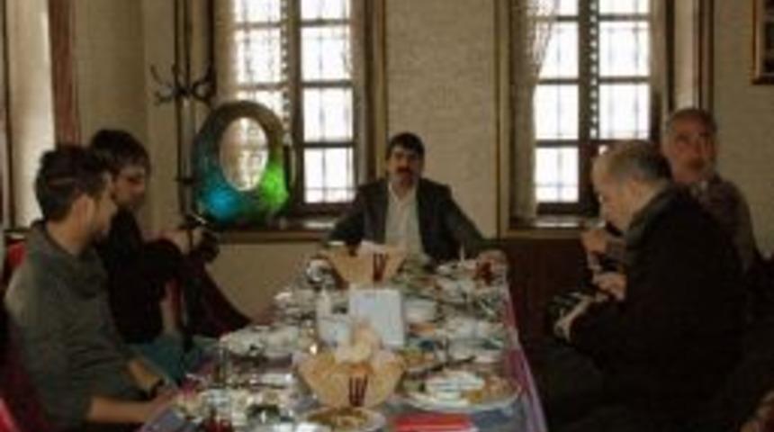 Dsp Eski Genel Başkan Adayı, Başbakan&rsquo;a Destek İ&ccedil;in T&uuml;rkiye Turuna &Ccedil;ıkıyor