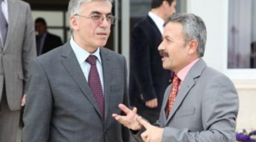 Vali Ataklı&rsquo;dan Rekt&ouml;r Acar&rsquo;a Ziyaret