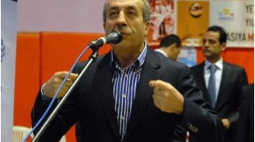 Bakan Eker Ve Yılmaz Folklor Yarışması T&ouml;renine Katıldı