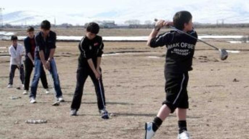 Ardahan'da Merada Golf