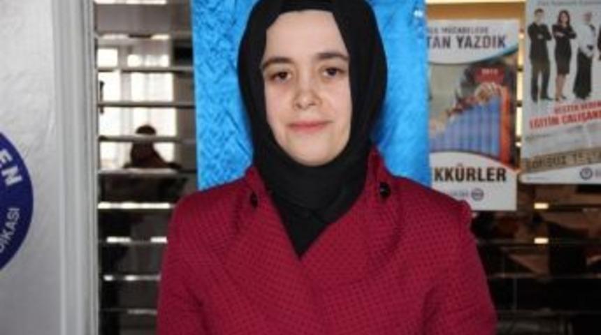 G&ouml;reve Geri D&ouml;nen 28 Şubat Mağduru &Ouml;ğretmenler Artık &Ccedil;ok Mutlu