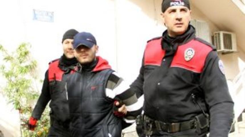 Soygun Girişimi İnternet Kafede Son Buldu