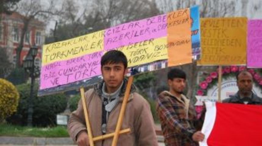 Roman Vatandaşlar, Siyasileri Atat&uuml;rk'e Şikayet Etti