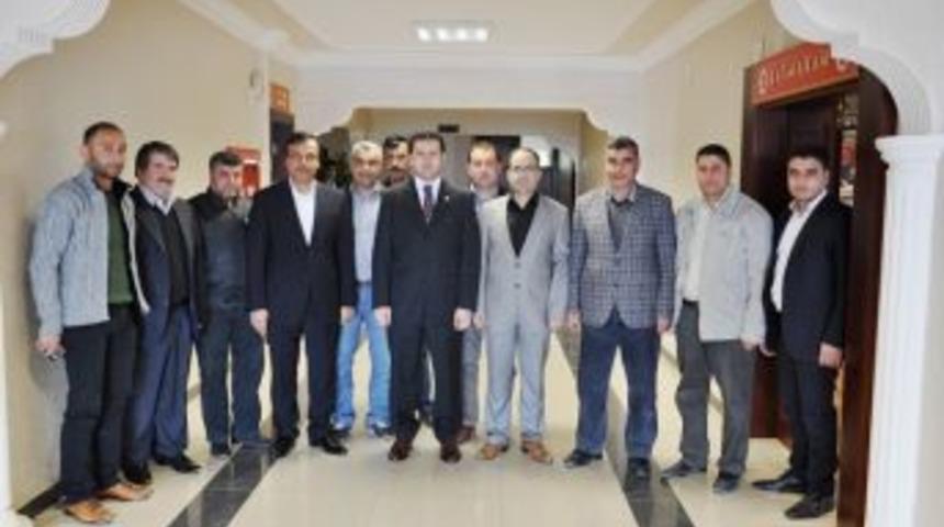 Kaymakam Fırat, Esnafa, Ustalık Okulu M&uuml;jdesini Verdi