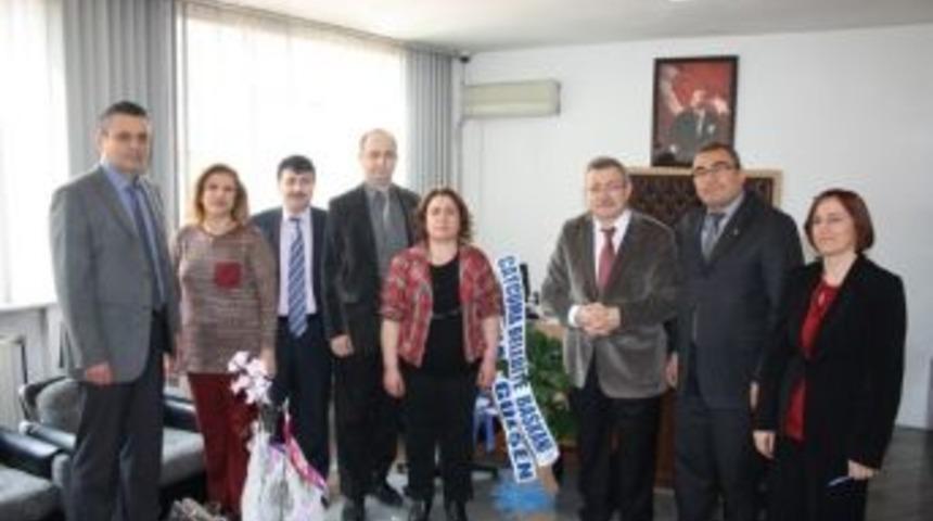 Başkan G&uuml;lşen&rsquo;den Vergi Dairesine Ziyaret