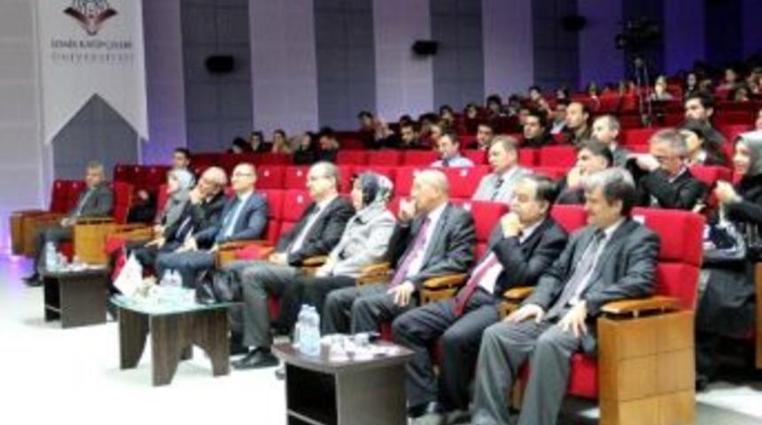 Akademik D&uuml;ş&uuml;nce Konferanslarında Sanat Tartışıldı