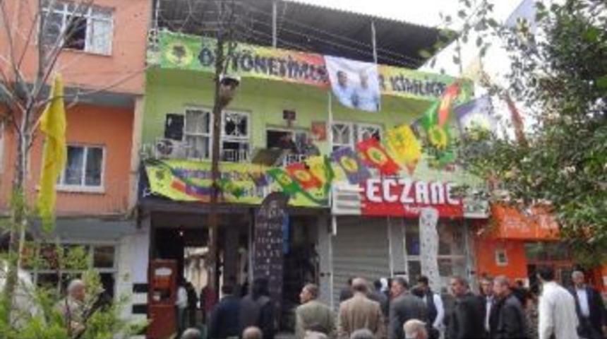 Bdp Kızıltepe Se&ccedil;im B&uuml;rosuna İki Ses Bombası Atıldı