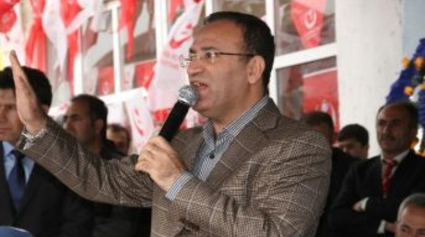 Adalet Bakanı Bekir Bozdağ: &ldquo;eşkıyalar Ve Karanlık Y&uuml;zler Bizim Yolumuzu Kapatamaz&rdquo;