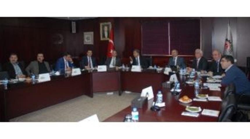 İnşaat Sekt&ouml;r&uuml;n&uuml;n Sorunları Gto&rsquo;da Tartışıldı