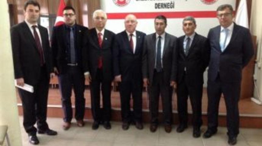 Aydınlı Gazeteciler Federasyonda &Ouml;nemli G&ouml;revler &Uuml;stlendi