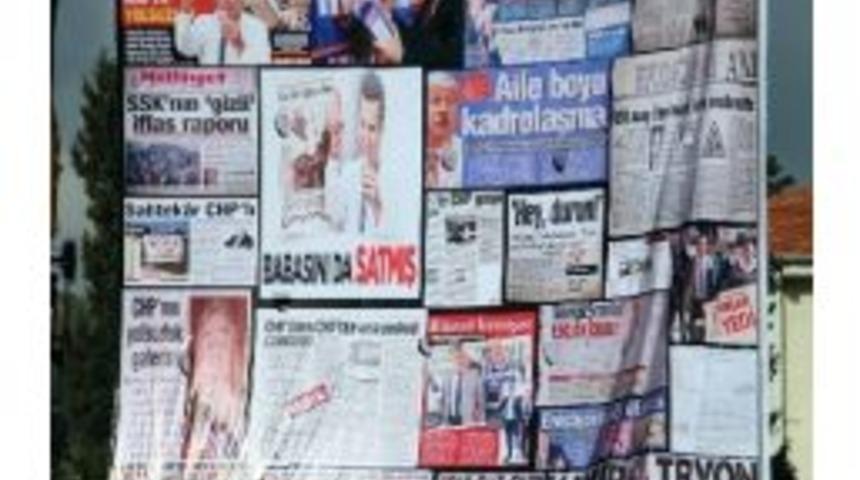 Miting Alanına Dev &lsquo;chp Yolsuzluk Galerisi&rsquo; Afişi