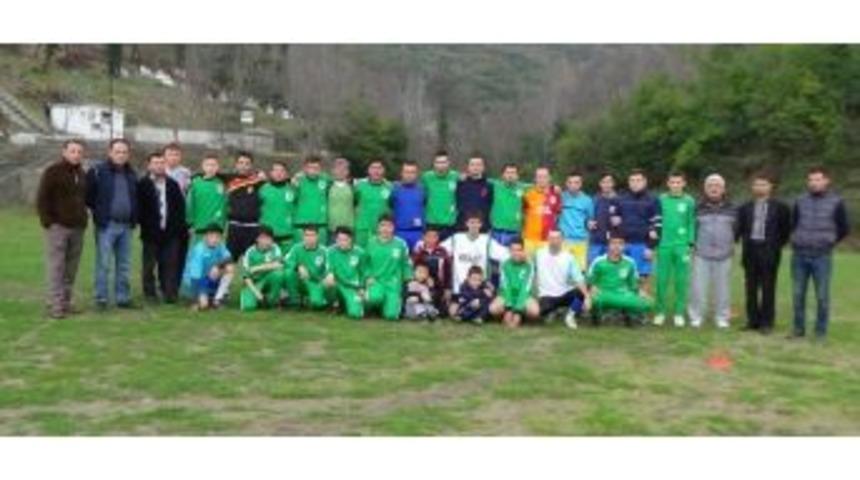 T&uuml;rkalispor 2013-2014 Futbol Sezonuna Hazırlanıyor