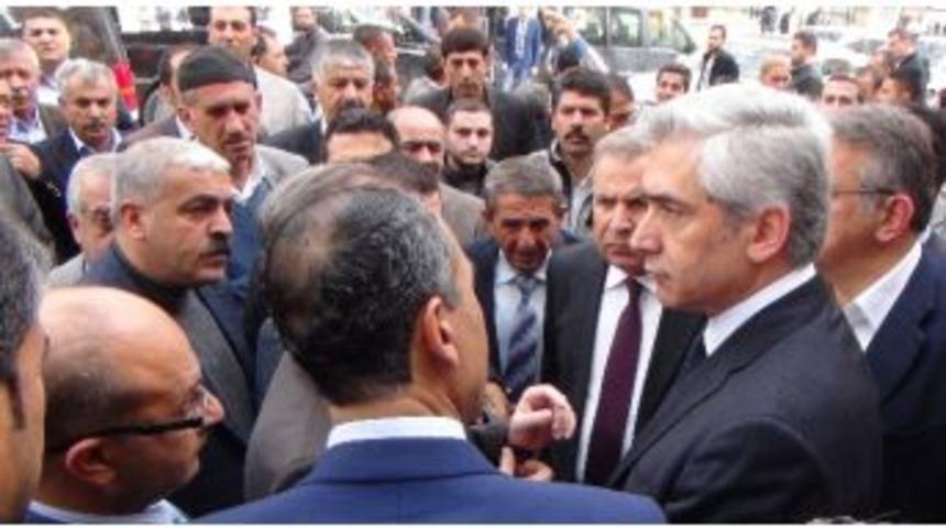Ensarioğlu Silvan'da Esnaf Ve Vatandaşlarla Buluştu