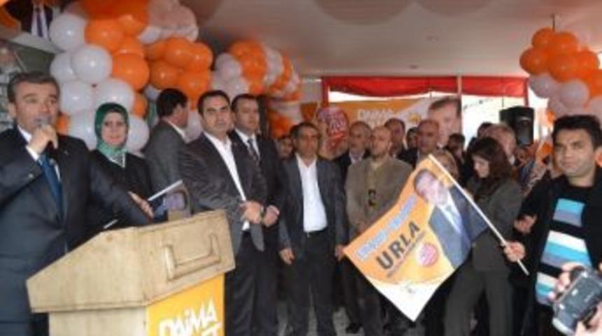 Ak Parti Urla Se&ccedil;im B&uuml;rosu A&ccedil;ıldı