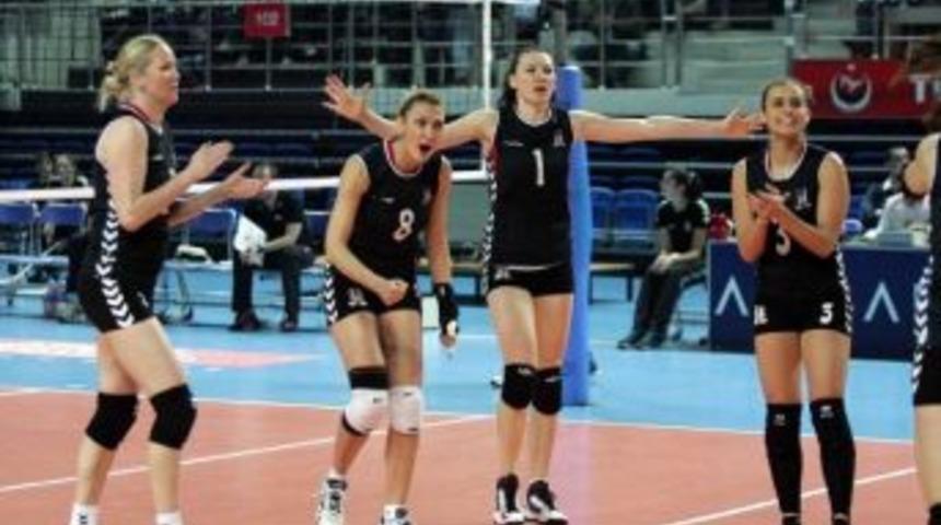 Beşiktaş Bayan Voleybol Takımı, Cev Challenge Cup&rsquo;ta Finale Y&uuml;kseldi