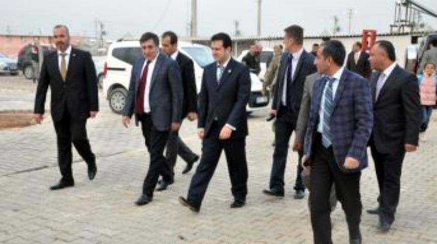 Şanlıurfa Valisi K&uuml;&ccedil;&uuml;k, &Ccedil;adır Kenti Ziyaret Etti