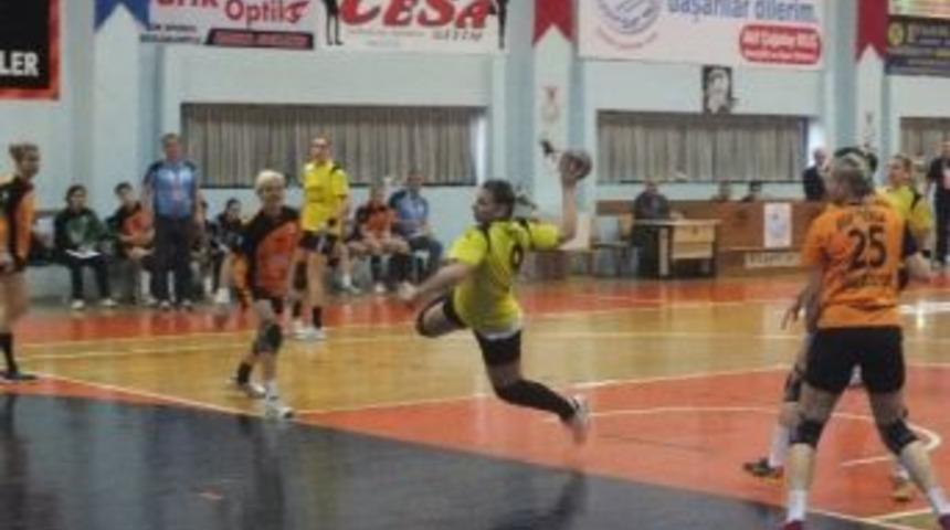 Nedzad Masic: "kastamonu'da B&uuml;y&uuml;k Bir Hentbol Temeli Atıldı"