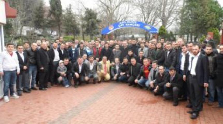 Alaplı'da Ak Gen&ccedil;lik Salona sığmadı