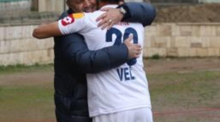 Tekden Denizlispor 3&rsquo;te 3 Yaptı