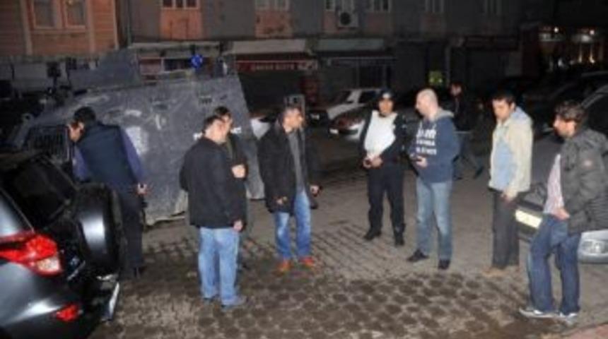 Ak Parti Belediye Başkan Adayının Evine Molotoflu Saldırı
