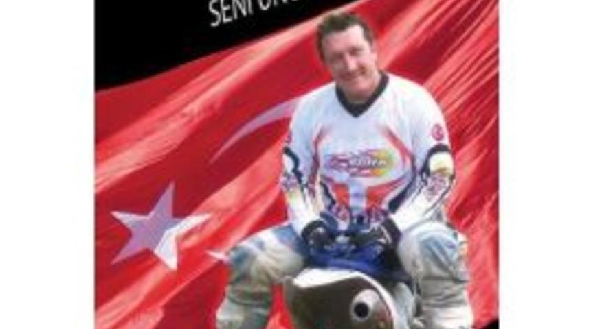 Motosiklet Camiasını Yasa Boğan Burak &Ouml;zel Anısına Yarış D&uuml;zenlenecek