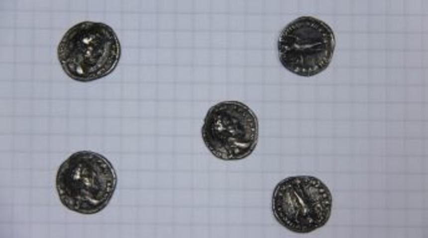 Roma D&ouml;nemi'ne Ait Kraliyet Sikkeleri Ele Ge&ccedil;irildi