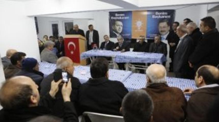 Başkan Tuna Site Sakinleriyle Bir Araya Gelmeye Devam Ediyor