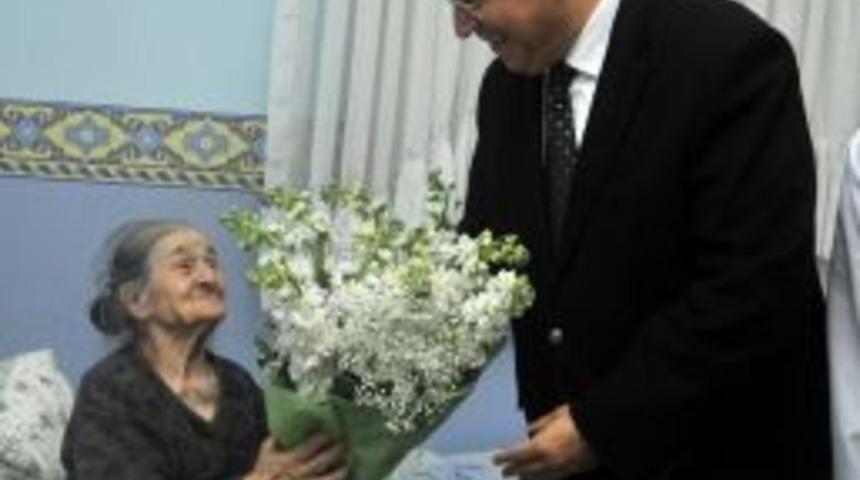 Yenimahalle&rsquo;den Yaşlılara &lsquo;umut&rsquo; Butonu