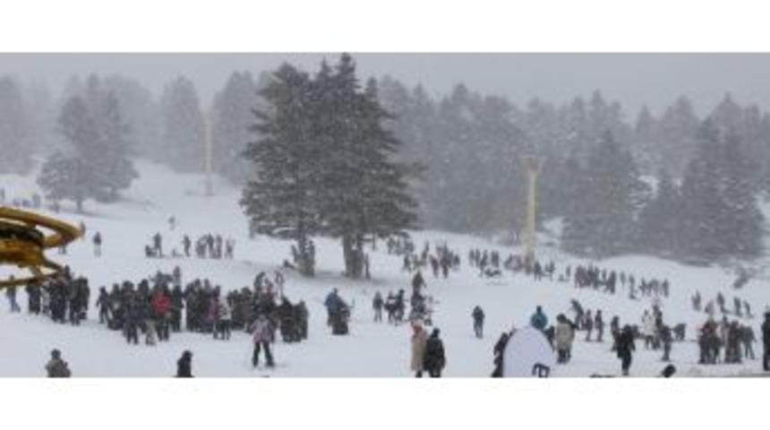 Kent Konseyi&rsquo;nin Yabancı G&ouml;n&uuml;ll&uuml;leri Uludağ&rsquo;ı Gezdi