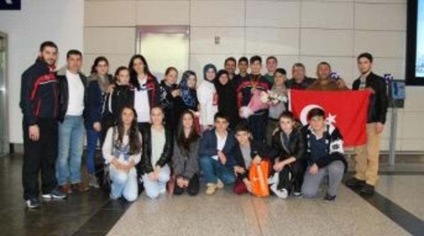 Yrd. Do&ccedil;. Dr. Kul, Karate Milli Takımı Antren&ouml;rl&uuml;ğ&uuml;n&uuml; Yaptı