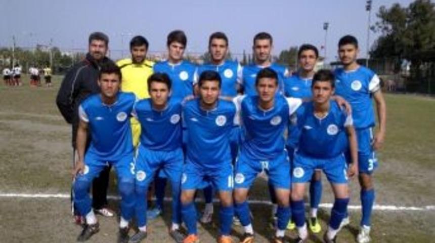 Başkan T&uuml;rk&rsquo;ten Akdeniz Belediyespor&rsquo;a Kutlama