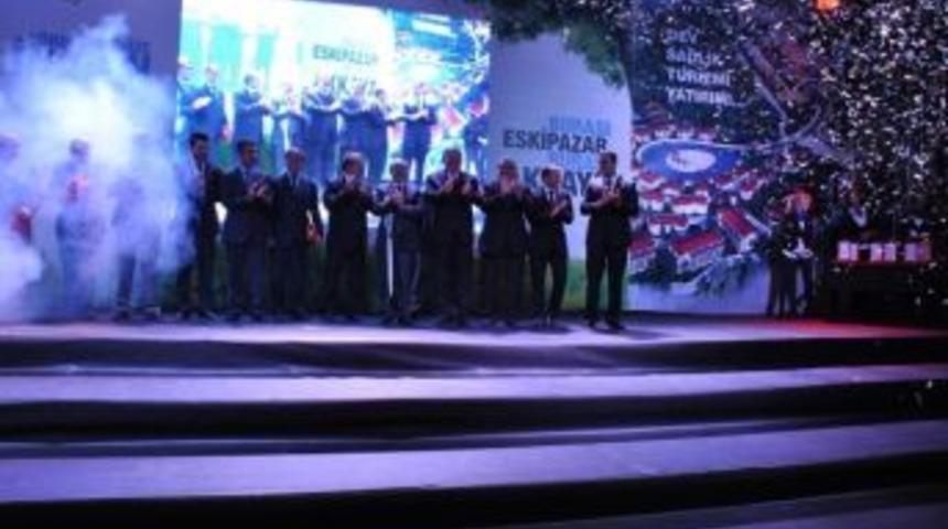 Akkaya Tanıtım Galasıyla G&ouml;r&uuml;c&uuml;ye &Ccedil;ıktı