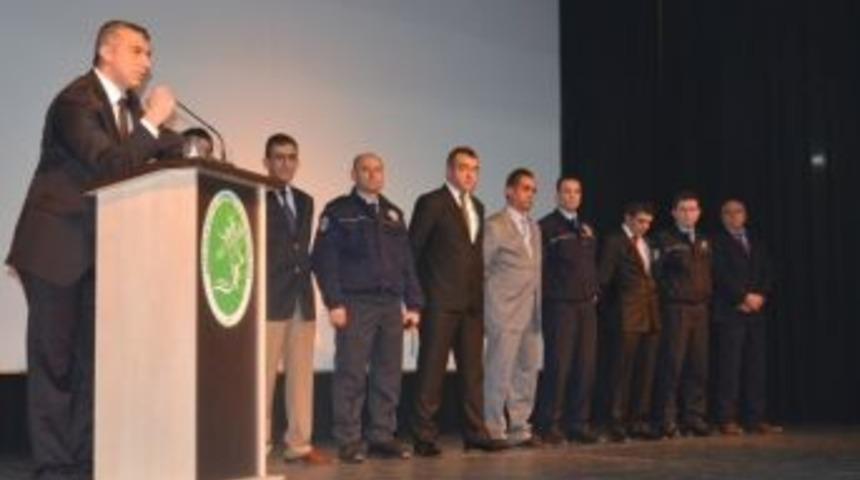 Kars Emniyeti&rsquo;nde Başarılı Polisler &Ouml;d&uuml;llendirildi