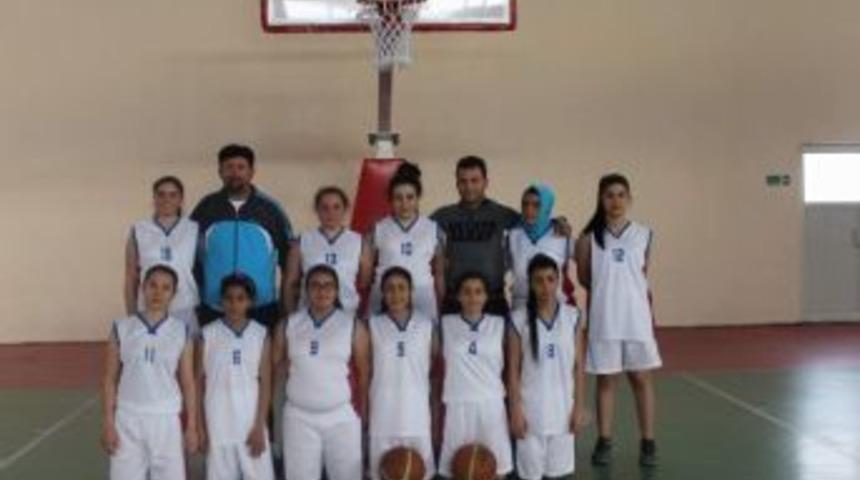 Kilis Anadolu Lisesi Niğde Basketbol B&ouml;lge Şampiyonası&rsquo;nda