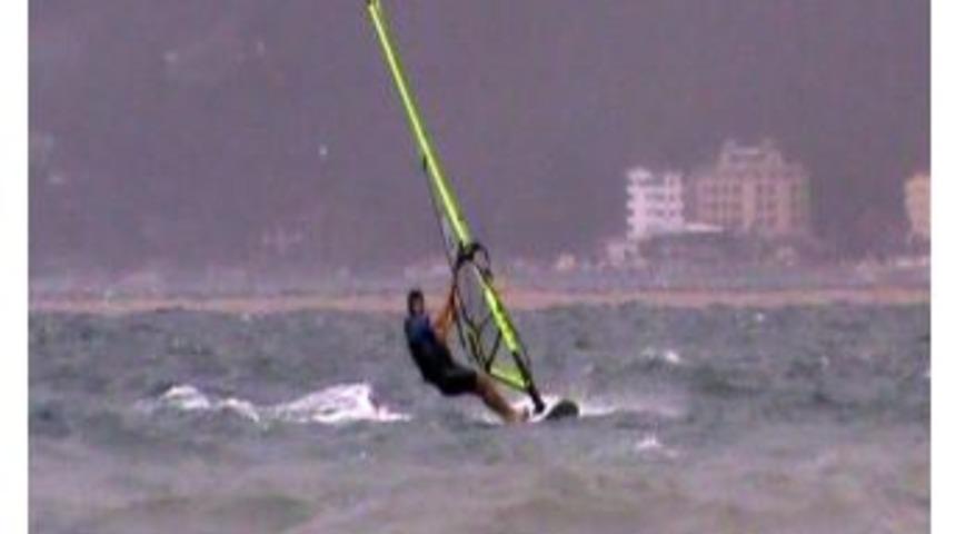 Marmaris&rsquo;te S&ouml;rf&ccedil;&uuml;n&uuml;n Zor Anları