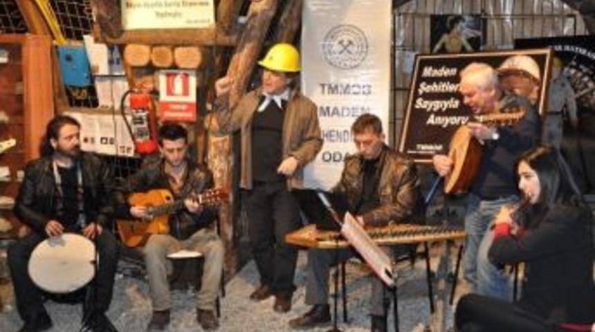 &Ouml;len 263 Madenci T&uuml;rk&uuml;lerle Anıldı