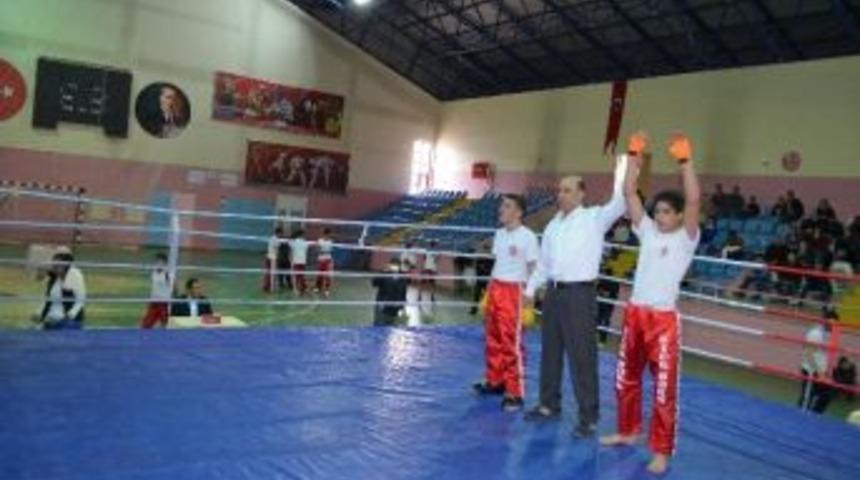 Kick Boks Teşvik M&uuml;sabakaları Nefesleri Kesti