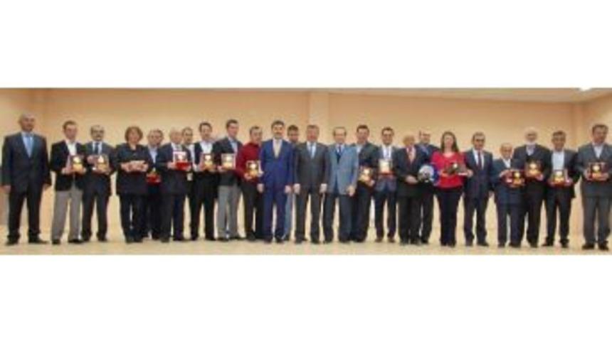 Simav&rsquo;da Vergi Rekortmenlerine &Ouml;d&uuml;l