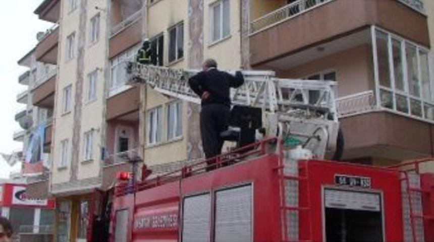 Patlayan Televizyon Evi Yaktı