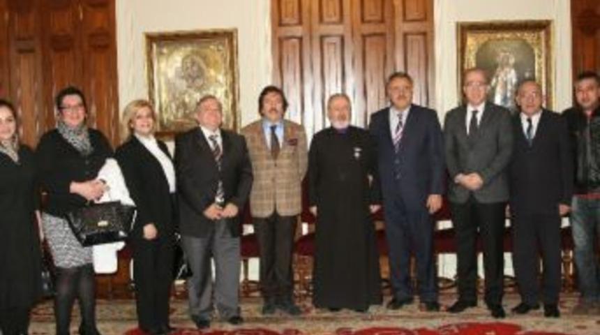 Mukadder Başeğmez: &ldquo;azınlıklar Zenginliğimiz&rdquo;