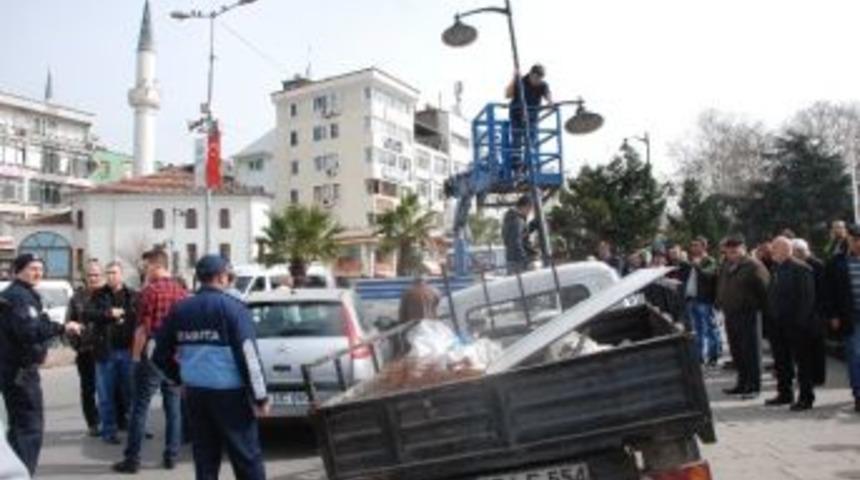 Kdz.ereğli&rsquo;de İki Kazada &Uuml;&ccedil; Kişi Yaralandı