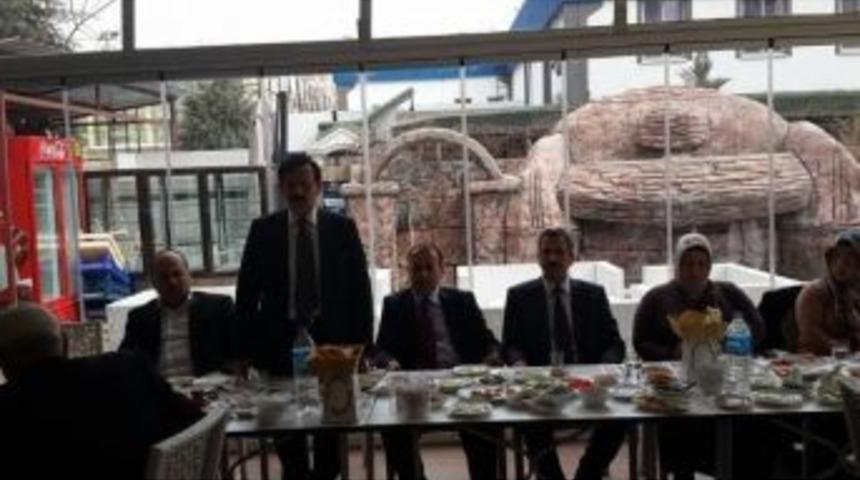 G&uuml;neli Mahalle Temsilcileriyle Buluştu