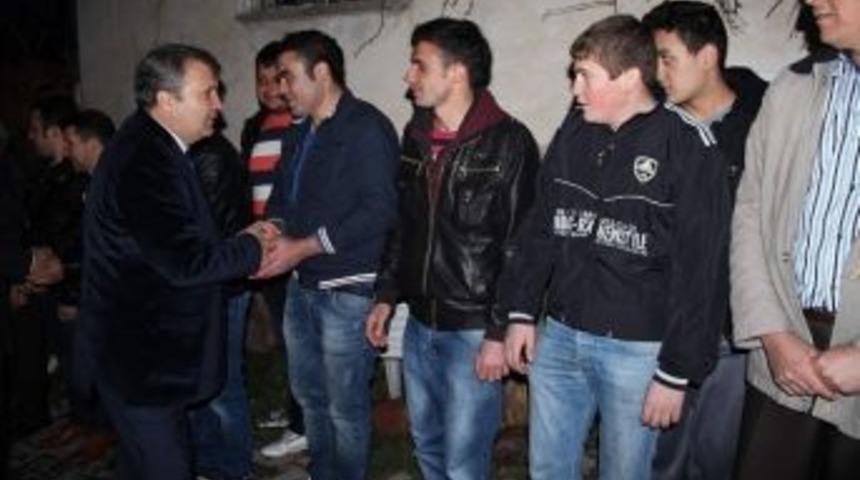 Yunusuemre Adayı &Ccedil;er&ccedil;i&rsquo;den K&ouml;ylere Ziyaret