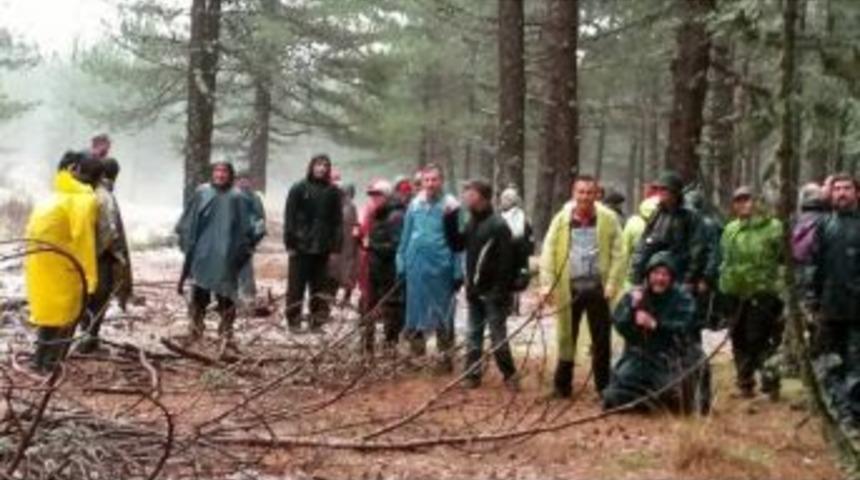 Yağmur Ve Dolu Dağcıları Yıldırmadı