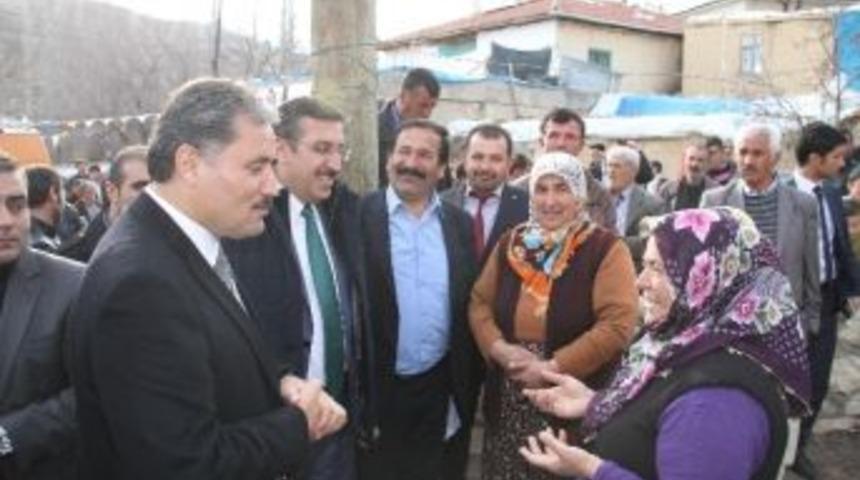 Ak Parti Heyeti Hekimhan&rsquo;ı Ziyaret Etti