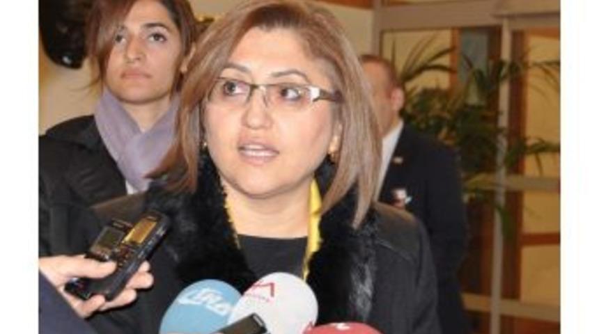 Gaziantep'te Se&ccedil;im Afişleriyle Ilgili Alınan Karar